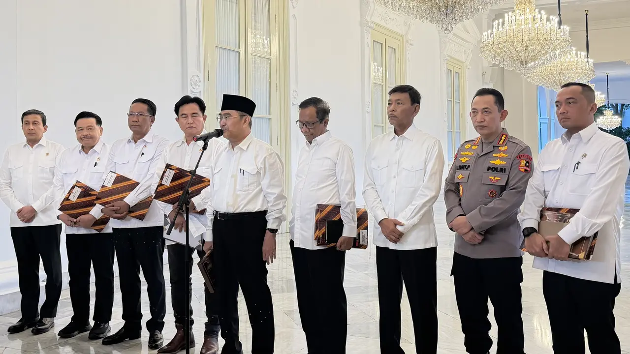 Komisi Reformasi Polri usai bertemu Presiden Prabowo Subianto di Istana Merdeka Jakarta.