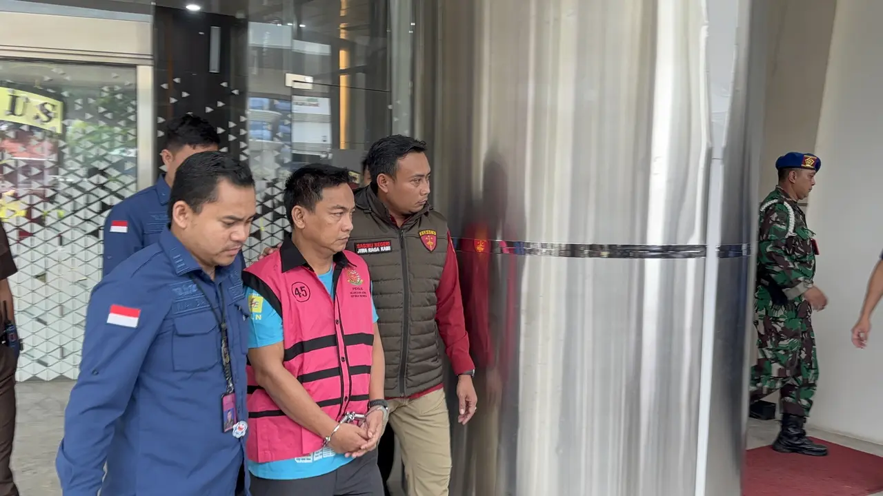 Ketua Ombudsman RI Hery Susanto resmi ditetapkan sebagai tersangka dugaan korupsi tata kelola usaha pertambangan nikel periode 2013–2025.