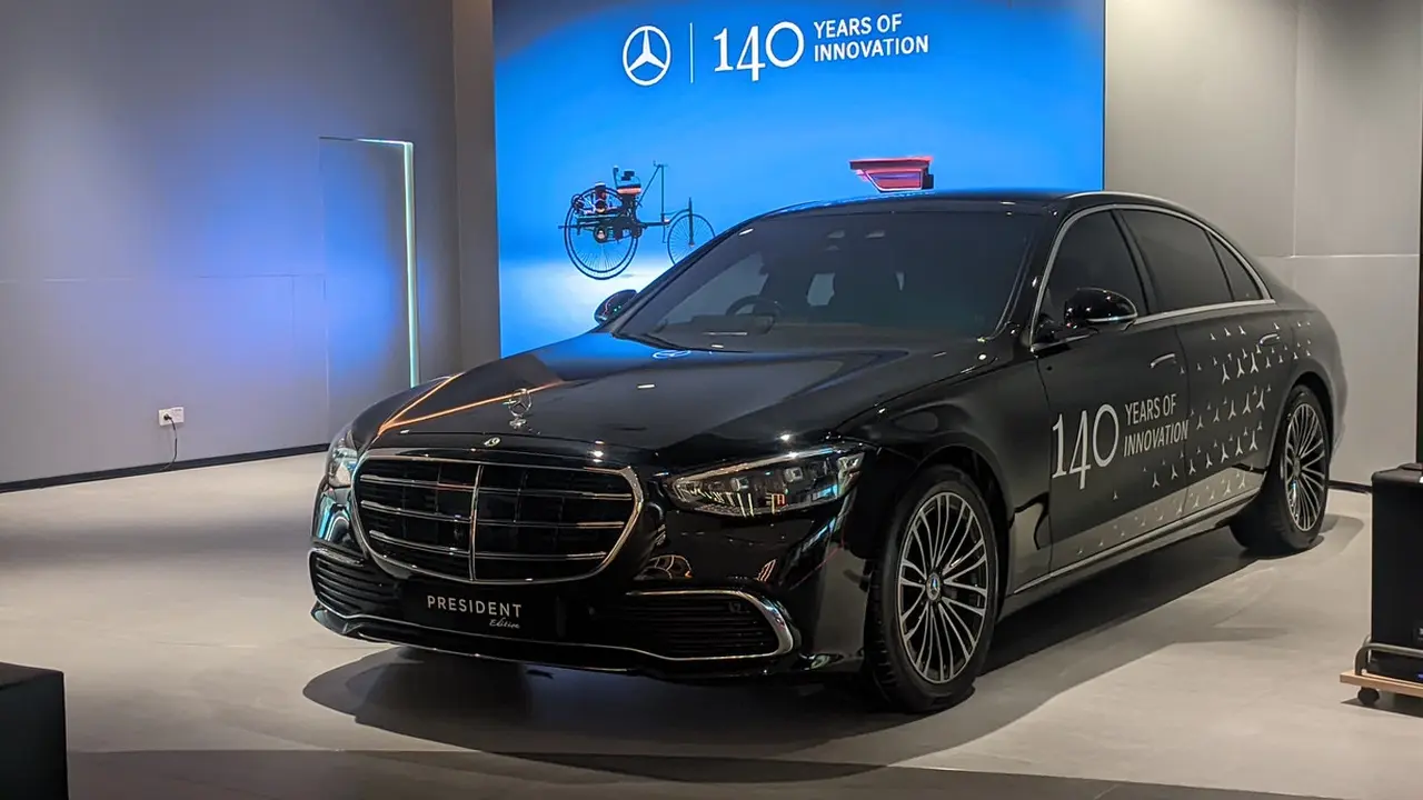 Mercedes-Benz 140 Tahun
