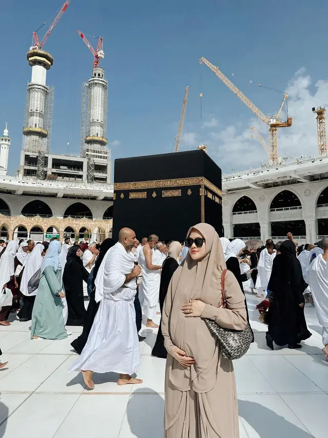 Henny Rahman Istri Alvin Faiz Lahirkan Anak Pertama, Ini 8 Potret Perjalanan Kehamilannya