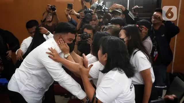 Sidang Vonis Shane Lukas