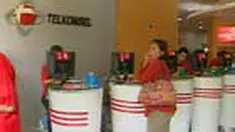 Di hari jadi ke-15 tahun, Telkomsel membuktikan kiprahnya sebagai operator paling Inovatif membangun negeri. Ditargetkan, pada akhir tahun ini, pelanggan Telkomsel menembus angka 100 juta pelanggan. 