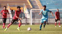 Pertandingan uji coba antara Madura United melawan Persela di Stadion Surajaya, Lamongan, Kamis (24/9/2020) sore. (Dok Madura United)