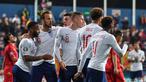 Perayaan gol timnas Inggris pada laga kedua Kualifikasi Piala Eropa 2020 yang berlangsung di Stadion Pod Goricom, Podgrica, Selasa (26/3). Timnas Inggris menang 5-1 atas Montenegro. (AFP/Andrej Isakovic)