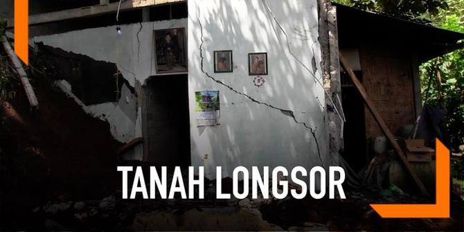 VIDEO: Longsor di Semarang Tewaskan Satu Warga