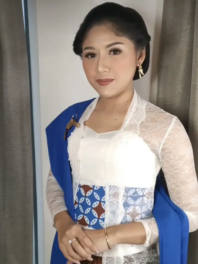 Potret Erina Gudono Kekasih Kaesang Jadi Bridesmaid