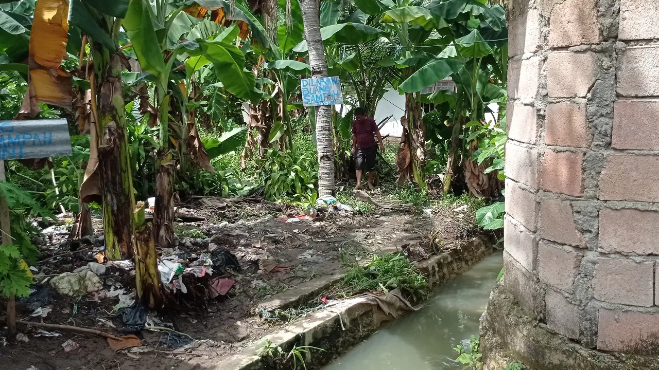 Seorang balita tewas terseret banjir di Kota Kendari, Senin (5/3/2024)