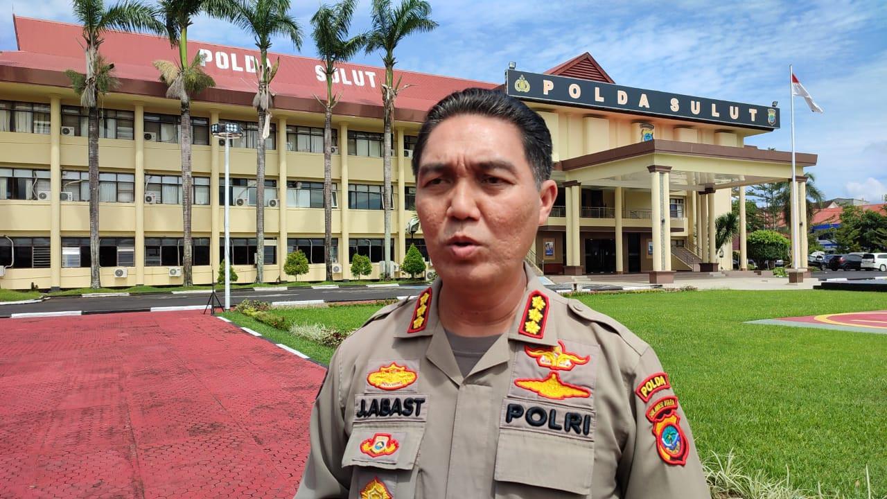 Kabid Humas Polda Sulut Kombes Pol Jules Abraham Abast.