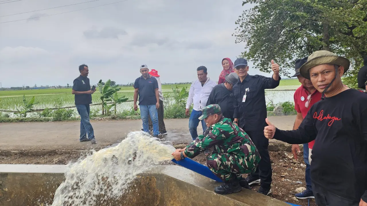 Optimalkan Masa Tanam Padi, Kementan Berikan Bantuan Irigasi Perpompaan untuk Petani Indramayu