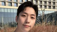 Gunil Hengkang dari Xdinary Heroes dan JYP Entertainment