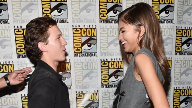 [Bintang] Tom Holland dan Zendaya