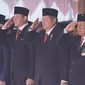 SBY bersama dua putranya, AHY dan Edy Baskoro upacara HUT RI di Pacitan. (Istimewa)