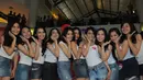 Keceriaan tampak terpancar dari  10 Finalis Micel 2014 asal Makassar ini. Mereka akan kembali bertarung untuk memperebutkan tiket ke Jakarta, Makassar, Minggu (7/9/2014) (Liputan6.com/Herman Zakharia)