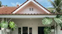 12 Kombinasi Warna Cat &amp; Tanaman untuk Teras Kecil, Hunian Tampak Asri
