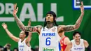 Jordan Clarkson yang membela Filipina pada ajang Piala Dunia FIBA 2023 lalu mampu mencetak rata-rata 26 poin dari 5 laga yang dijalani. Pemain berusia 31 tahun yang kini bermain bersama Utah Jazz di NBA ini mampu membawa Filipina finis di peringkat ke-24 dari 32 negara. (AFP/Sherwin Vardeleon)