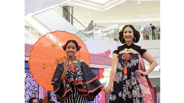 Jarang Terekspos, Ini 7 Potret Anak Bungsu Novita Angie yang Mulai Beranjak Remaja