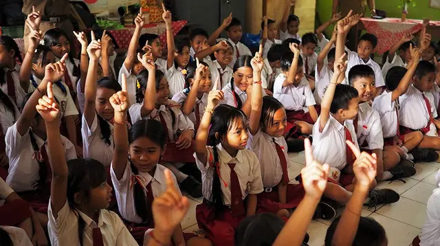 Sekolah Terdampak Abu Anak Krakatau Bisa Belajar dari Rumah