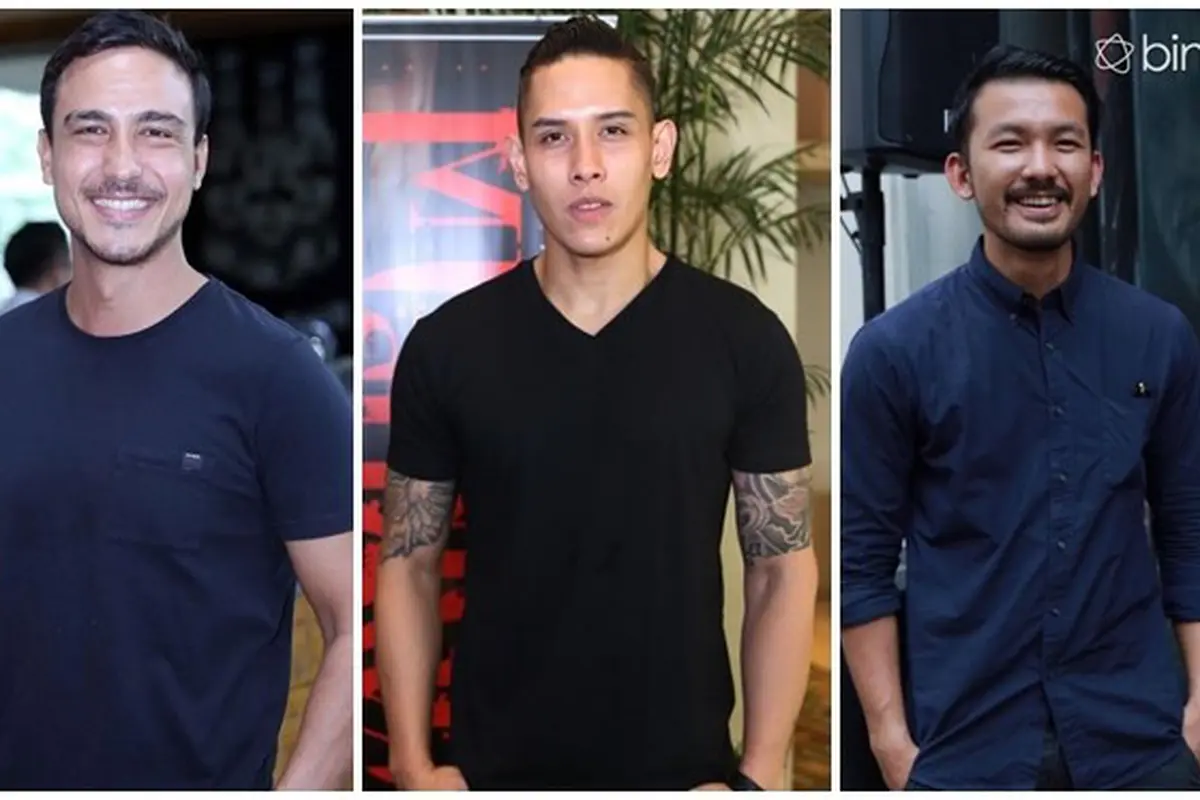 Gaya 'Hot' 5 Artis Pria Saat Telanjang Dada