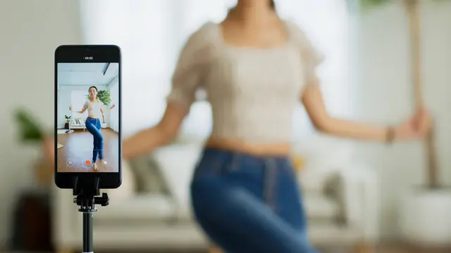 PPKM Diperpanjang Lagi? Lakukan Hal ‘Luar Biasa’ Ini Biar Gak Ketinggalan Tren!