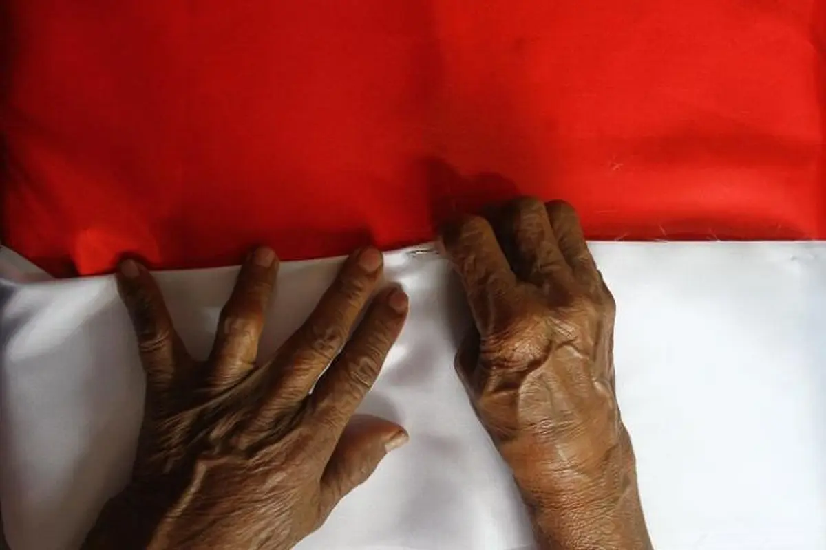 [Bintang] Bendera Merah Putih