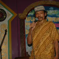 Netizen melongo. Sumanto, si manusia kanibal dari Indonesia kini tobat dan jadi ustaz. Luar biasa.