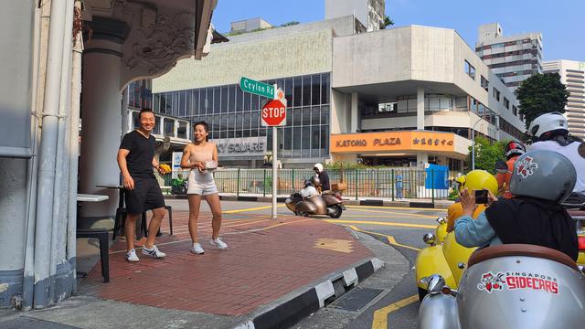 Jalan-jalan di Singapura dengan cara berbeda. Salah satunya memakai sidecars. Dengan Singapore Sidecars dapat menjelajahi sejumlah daerah di Singapura. (Foto: Liputan6.com/Agustina Melani)