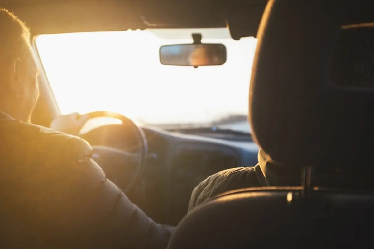 Ilustrasi road trip