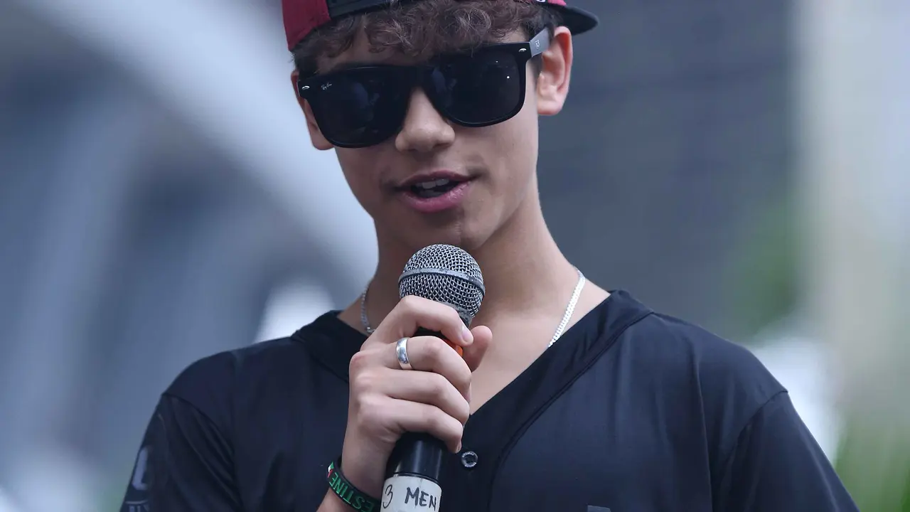 [Bintang] Harris J