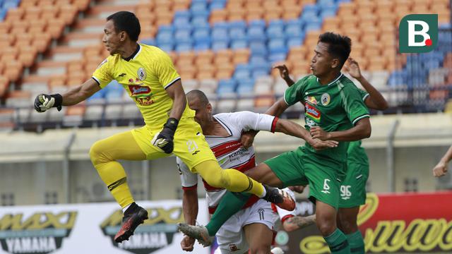 FOTO: PSS Sleman sementara Unggul 1-0 atas Madura United dalam Laga Grup C Piala Menpora 2021