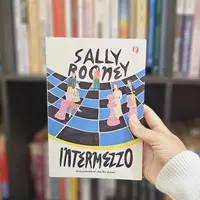 Novel Intermezzo./Copyright doc. Endah