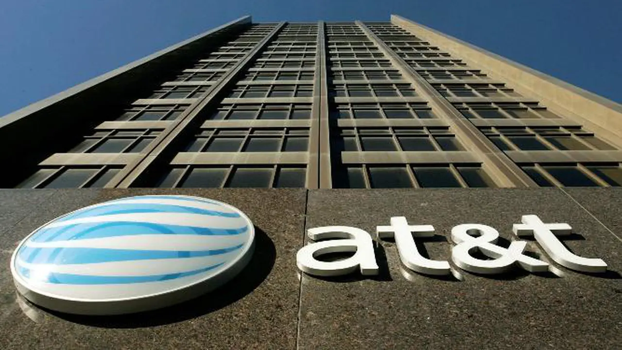 at&t pernah melakukan PHK pada 40 ribu pegawai