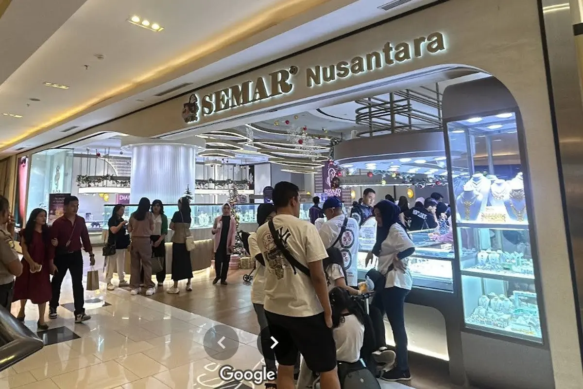 Toko emas Semar Nusantara