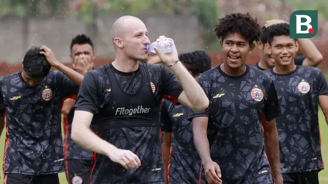 Foto: Persija Jakarta Matangkan Taktik Jelang Bergulirnya Liga 1 Musim 2022 / 2023