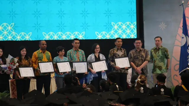 UMN Ajak Wisudawan Menguak Peran AI dalam Tingkatkan Produktivitas Kerja