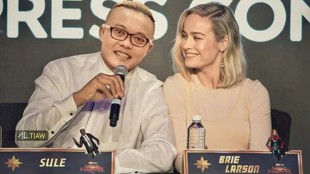 6 Editan Foto Sule  Bareng Seleb Dunia Ini Bikin Kamu Senyum Sendiri