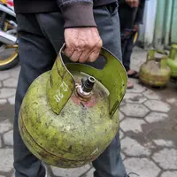 Sebelumnya, telah terjadi kelangkaan gas elpiji 3 kg yang akibat kebijakan pembatasan distribusi. (Liputan6.com/Angga Yuniar)
