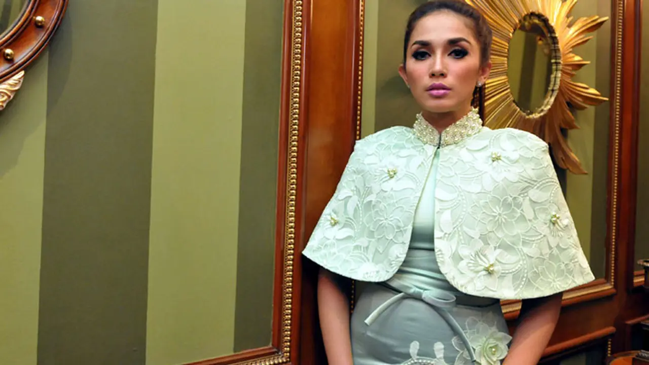 Ussy Sulistyawati