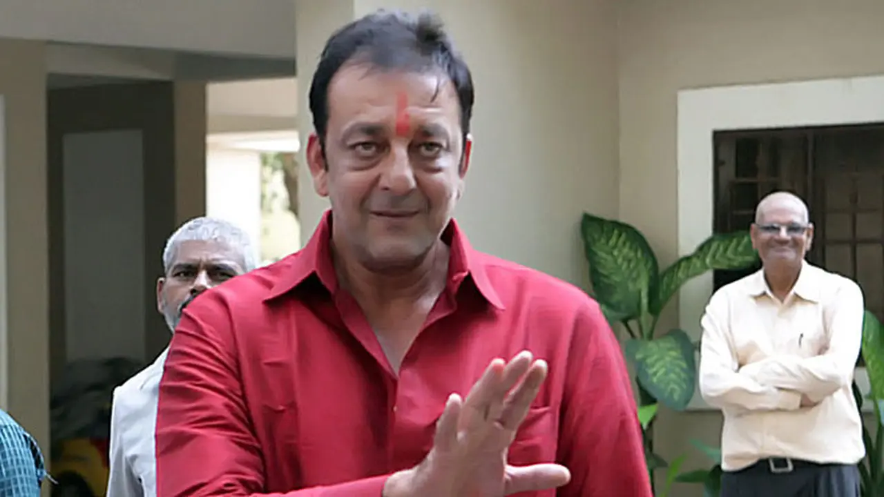 sanjay0dut-131001c.jpg