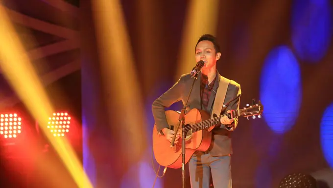 [Bintang] Freza Asal Pekanbaru Menang Kontes Bintang Panggung Asik 2017