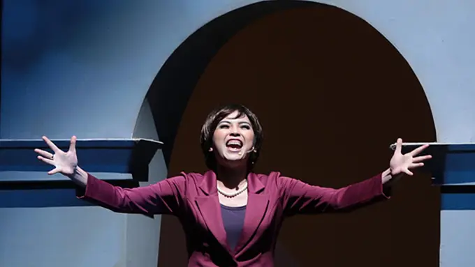 [Bintang] Dinda Kanya Dewi