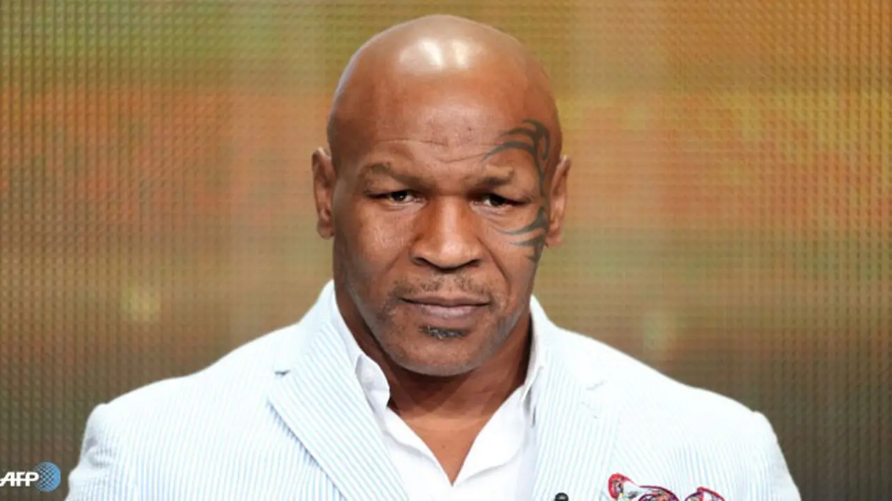 mike-tyson-130826c.jpg