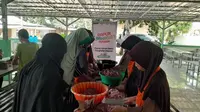 Berkah Iduladha: Hangatnya Gulai Kurban Bunda Aisah-BMH untuk Santri Depok
