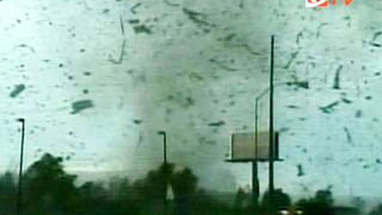 100622terk1_tornado.jpg