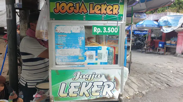 Penjual Leker Pertama di Malioboro Sejak 12 Tahun Lalu, Maryono Kini Terapkan QRIS BRI