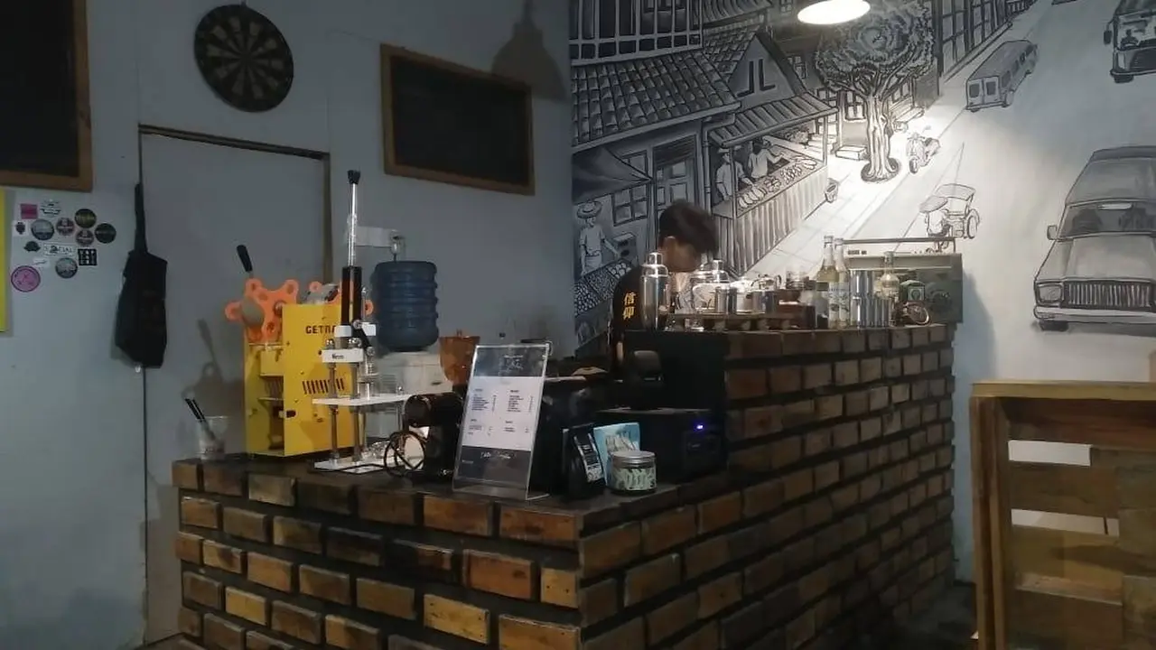 Warkop Balada, salah satu bisnis anak muda Bontang (Foto: Bekesah.co)