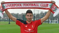 Bintang muda Serbia, Marko Grujic, resmi bergabung dengan Liverpool dari Red Star Belgrade, Rabu (6/1/2016). (Liverpool).