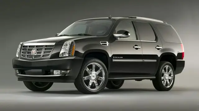 GM Balik Arah, Mau Kembali Meluncurkan Cadillac Bensin Tahun Depan