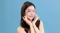 Kulit Kusam Setelah Aktivitas Seharian? Atasi dengan Hidrasi agar Wajah Tetap Glowing