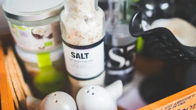 Mengakibatkan Retensi Air