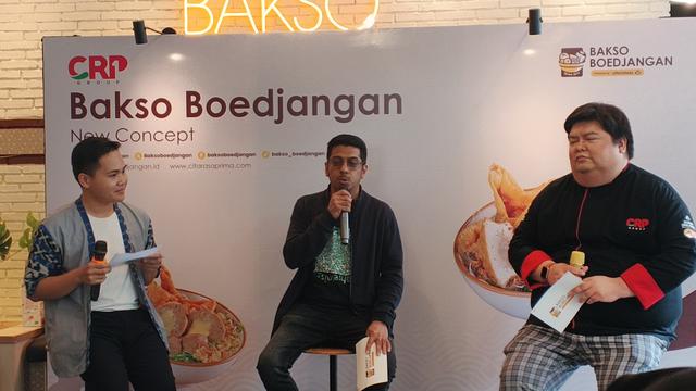 Sesi talkshow Bakso Boedjangan New concept (tengah Fachmi, Kanan chef Kiki), 29 Oktober 2025 (dok. BN)